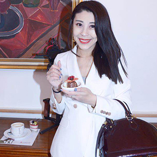 女士白色礼服定制