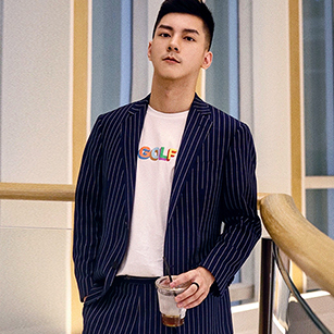 男士白色竖条纹同款西服定制