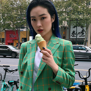 绿色格子女士休闲西服同款定制