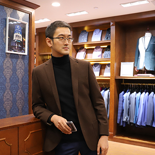 LESSMORE创始人兼CEO同款定制