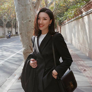 女士休闲双排扣同款西服定制